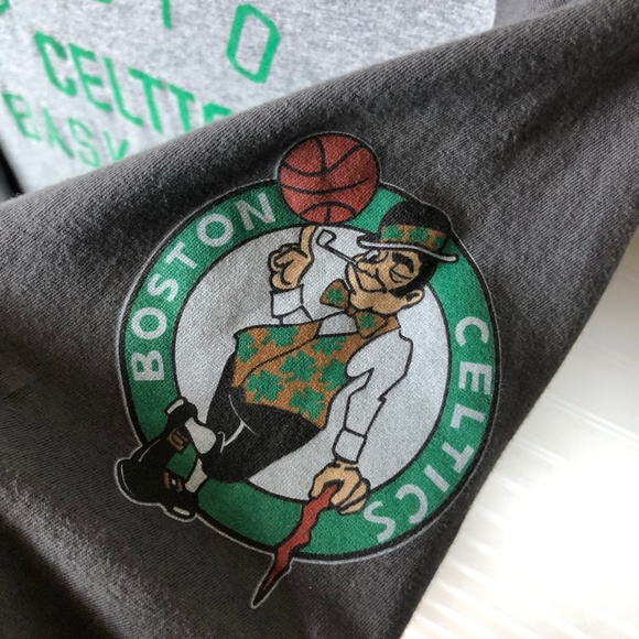 Mitchell & Ness - Boston Celtics Basketball Ranglan Top - Picture 3 of 7